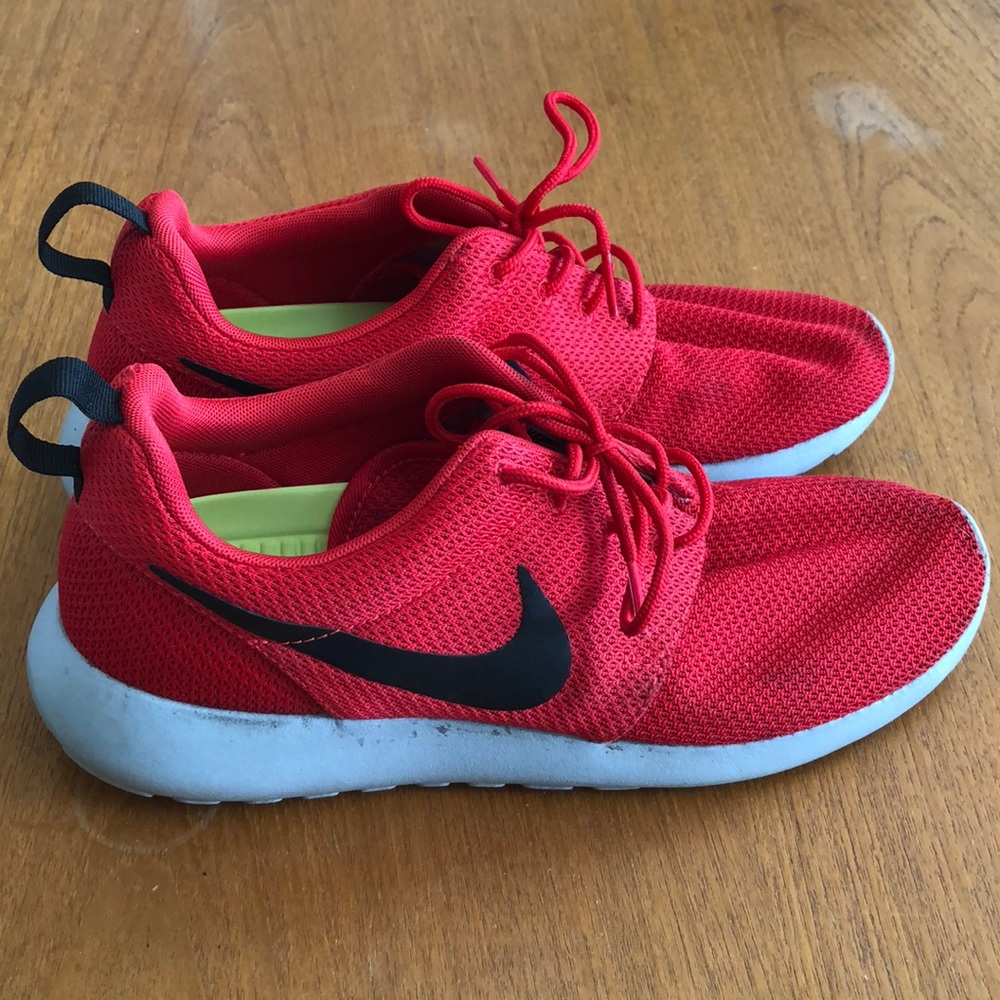 Authentic Nike Roshe (CUSTOM colorway)